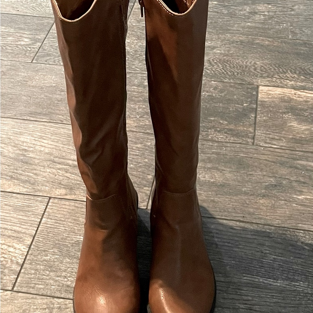 St. John’s Bays Memory Foam boots